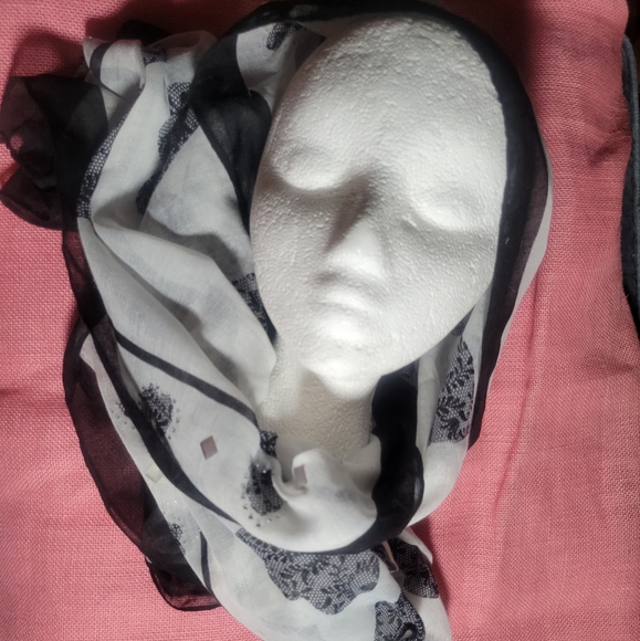 Black Heart & Silver Embellished Wrap/Scarf - Picture 2 of 7